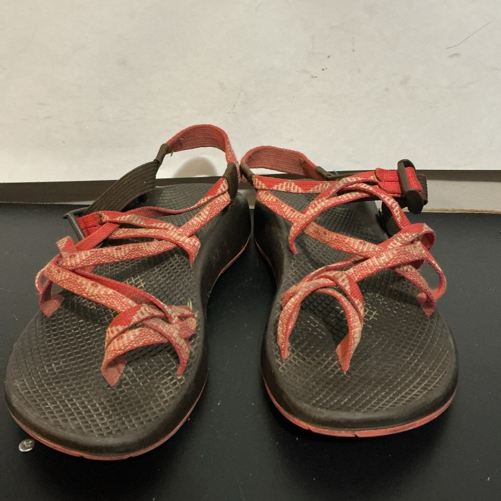 Chaco Sandals Women's Size 9 Red Water Hiking Strappy Sandal